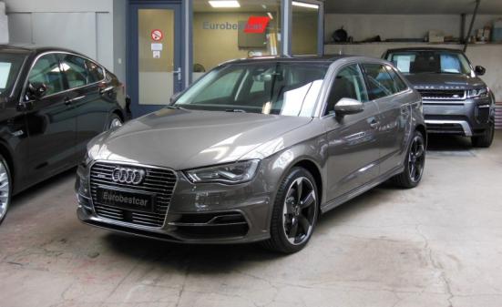 AUDI A3 SPORTBACK 1.4 TFSI E-TRON 204 AMBITION LUXE S TRONIC