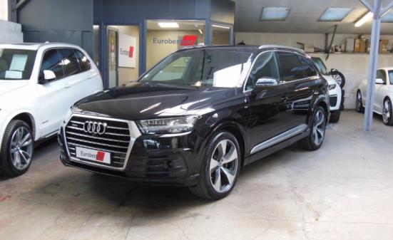 AUDI Q7 3.0 V6 TDI 272CH  AVUS QUATTRO TIPTRONIC 7PL