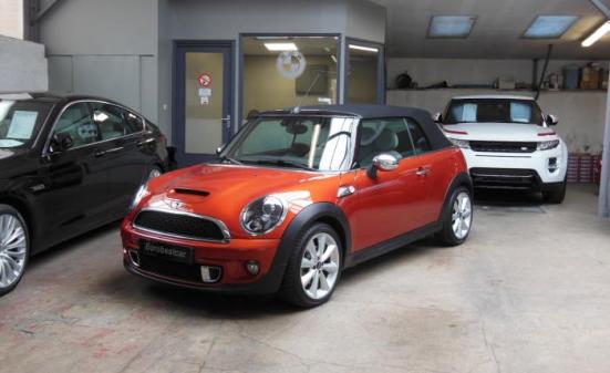 MINI COOPER SD 143 CABRIO PACK RED HOT CHILI
