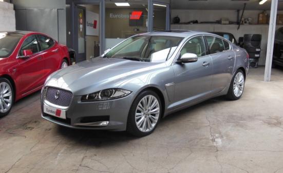 JAGUAR XF 3.0 V6 D 240CH LUXE PREMIUM
