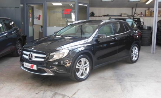 MERCEDES GLA 180D BUSINESS EXECUTIVE
