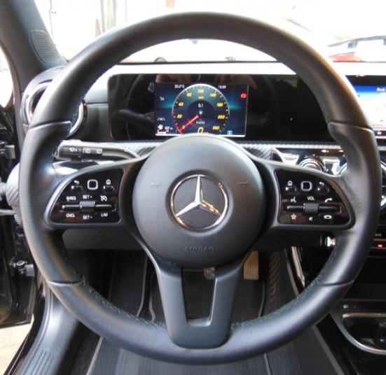 MERCEDES CLASSE A 160 109CH BUSINESS LINE