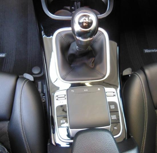 MERCEDES CLASSE A 160 109CH BUSINESS LINE