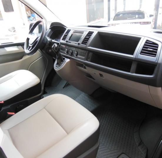 VOLKSWAGEN TRANSPORTER FG 2.8T 2.0 L1H1 2.0 TDI 204CH PROCAB CONFORT DSG7