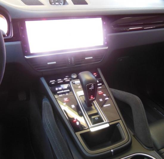 PORSCHE CAYENNE COUPE 3.0 V6 462CH E-HYBRID