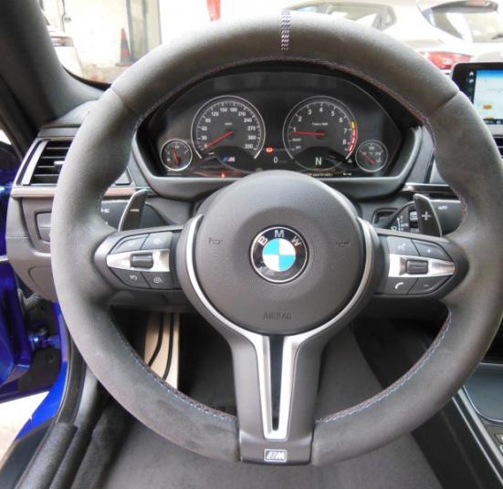 BMW M4 CS 3.0 460CH DKG (F82)