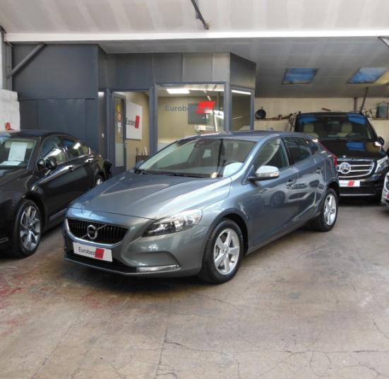 VOLVO V40 D2 120CH MOMENTUM BUSINESS GEARTRONIC